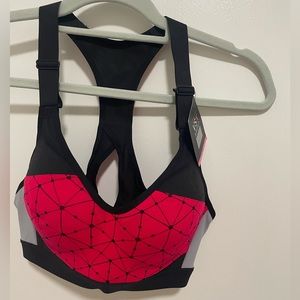 Victoria’s Secret Sports Bra NWT 34B